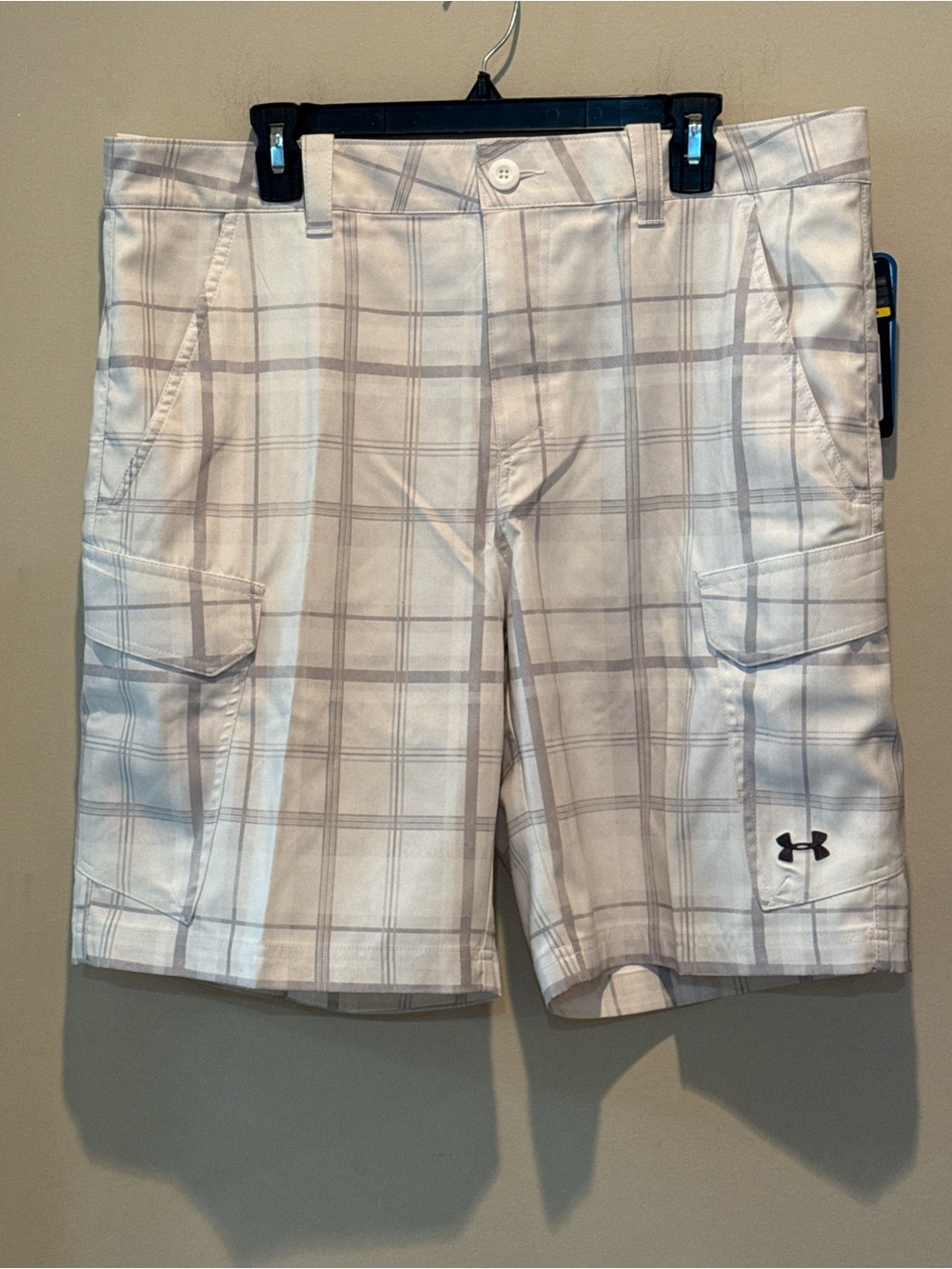 Under Armour Men’s White and Tan Plaid Cargo Shorts